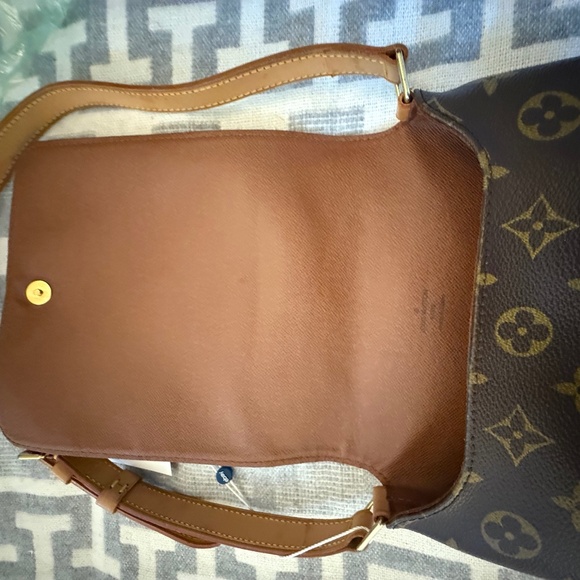 Vintage Louis Vuitton Musette shoulder bag - Picture 13 of 16